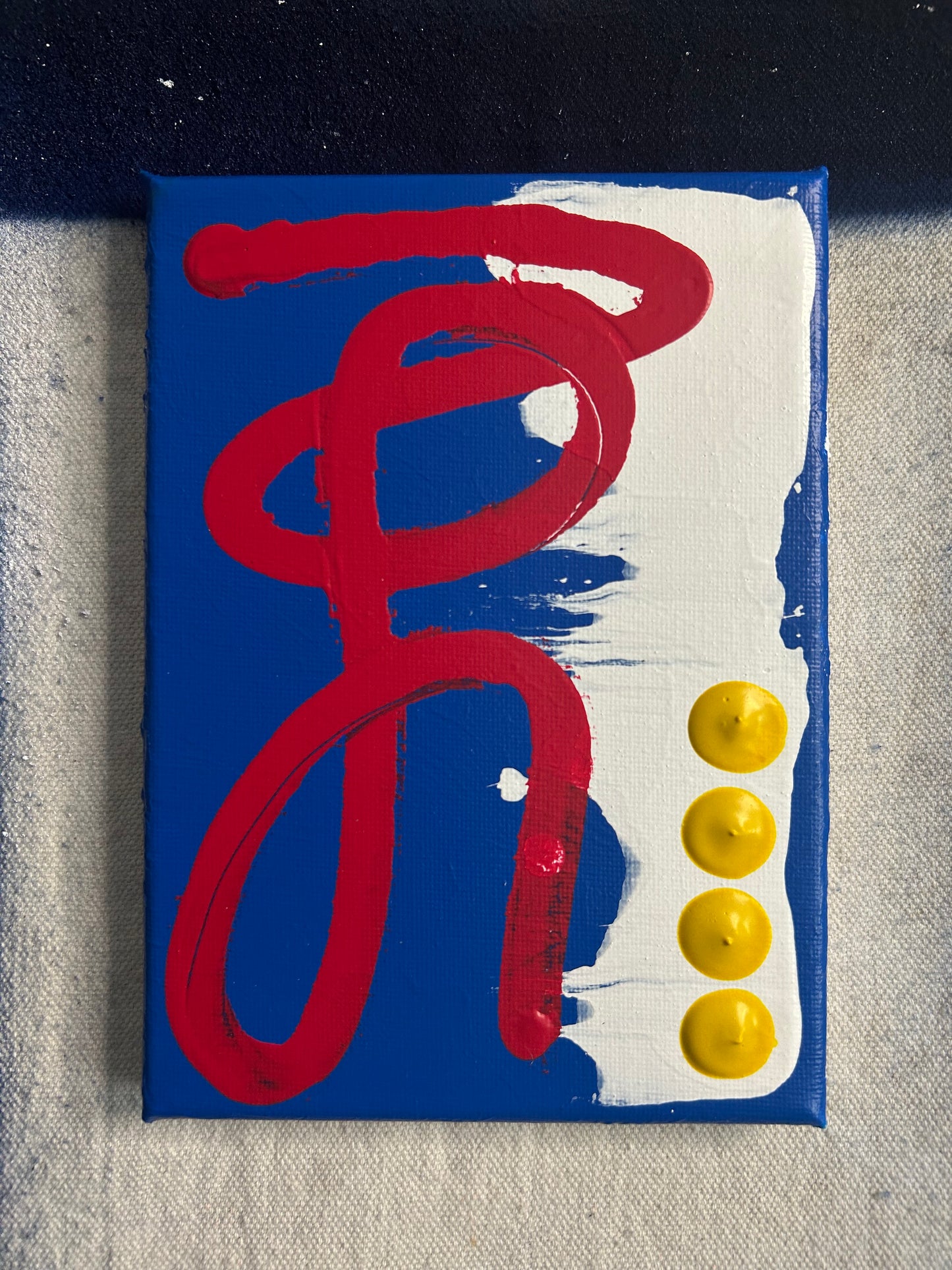 4 Yellow Dots