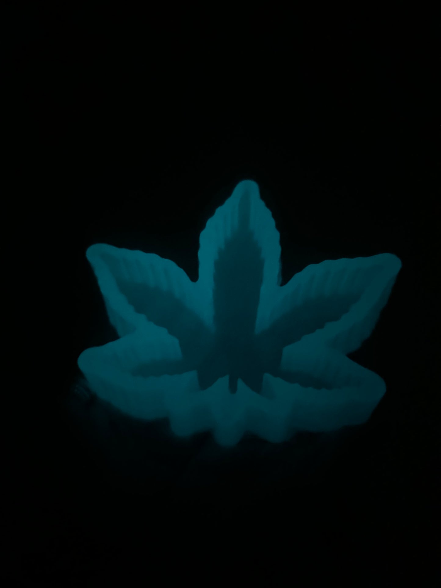 Blue Glow in the dark hemp ashtray