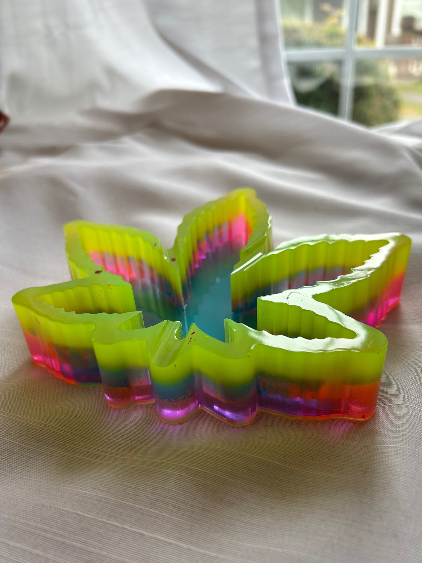 Rainbow glow in the dark hemp ashtray