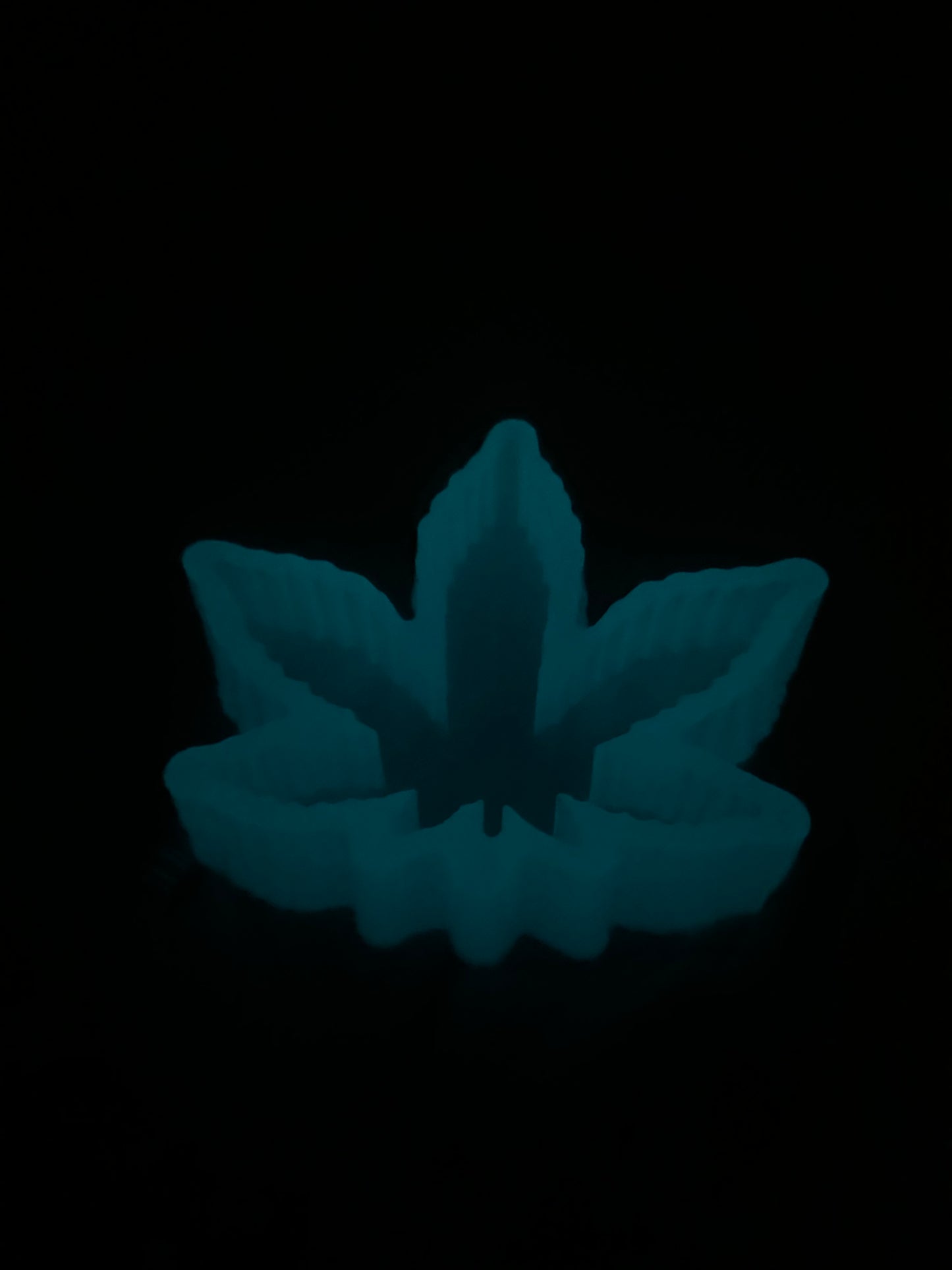 Blue Glow in the dark hemp ashtray